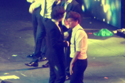 daintystyles:  heisdjmalik:  onedirections-onreplay:  yourreasontobe-1d:  THAT WAS