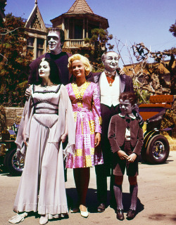 vintagegal:  The Munsters in daylight, 1960’s
