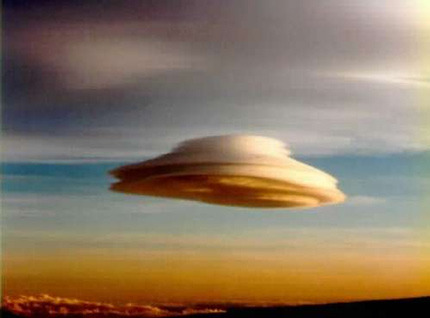 10 Very Rare Cloud Formations