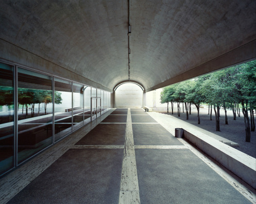 Kimbell Art Museum, Fort Worth, Texas, Louis Kahn, 1967-72
