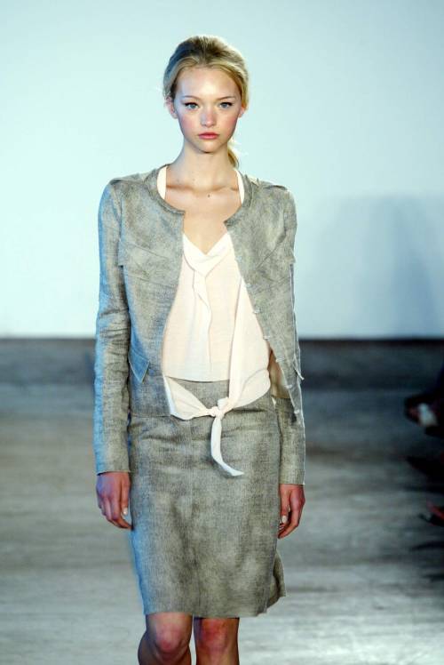 gaptoothbitch:  LUELLA SS 2005