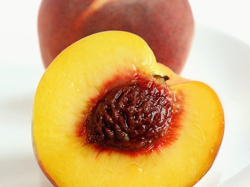 Dr. Oz’s 99 Healthiest Foods – How Many Are In Your Shopping Cart?
Sneak Peak: Supermarket Staple #3: Stone Fruits (Peaches, Plums, Apricots, Cherries, Tangerines) - find out why these fruits need to be in your cart!