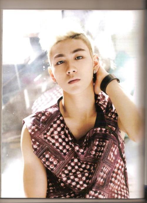 [SCANS] Minhyun and Baekho in Vogue Girl May Issue scans by: sunvely_95