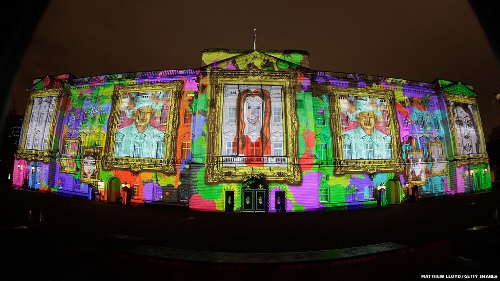 London, UK
Face Britain, a light show consisting of over 200,000 self portraits by children, is projected onto Buckingham Palace to form a montage image of Her Majesty Queen Elizabeth II. (via BBC News)