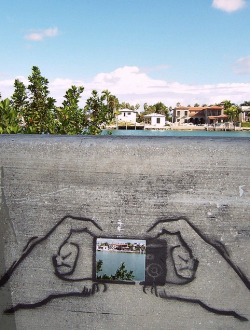 travelingcolors:  Street Art, Mc Arthur Causeway, Miami | Florida (by solana_hernandez) 