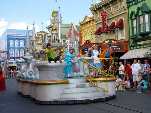 magicaldisneyworld:Celebrate A Dream Come True Parade on Flickr.