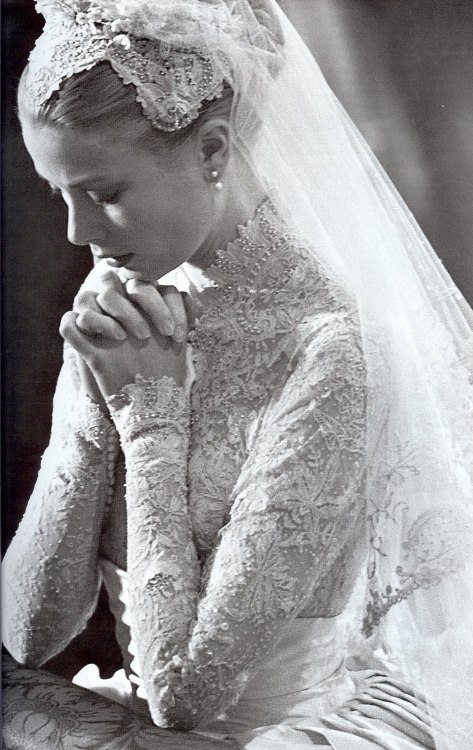 nobilior:  Grace Kelly on the day of her wedding to Rainer III, Prince of Monaco: April 18, 1956