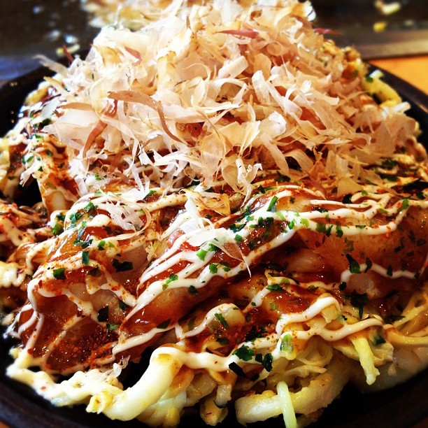 coryjim:
“ #okonomiyaki #iwakuni ! Mmm!!! (Taken with instagram)
”