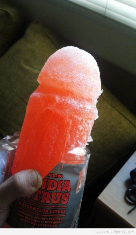 basedtodd:  sofapizza:  newbahboobah:thatsmrcouillontoyou:  An exploded frozen Gatorade bottle. Presented without comment.  gotta replenish those erectrolytes  man look at this dudes thumb ewww  ^shit look nasty as fuck