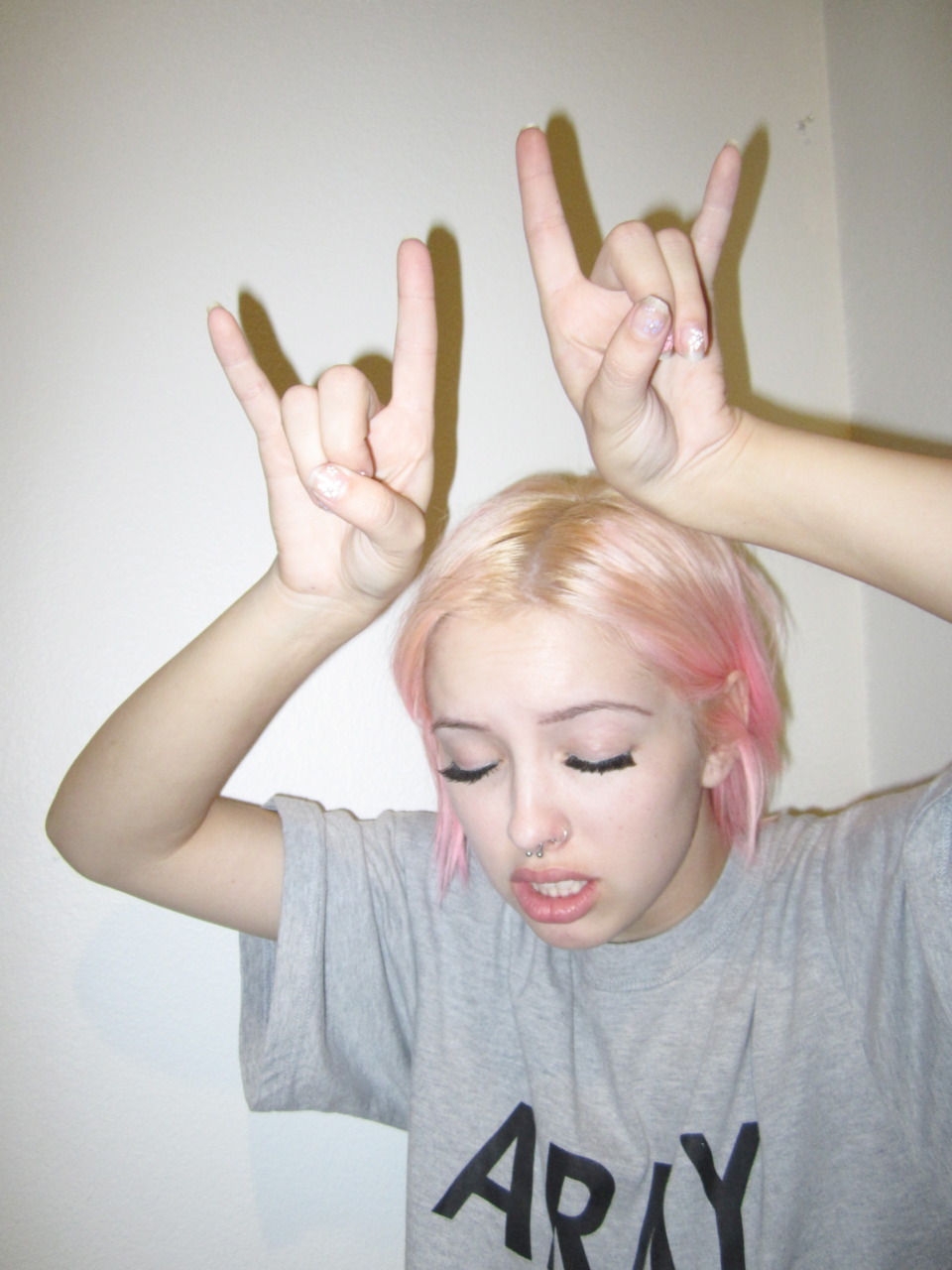 highschool-whores:  wastedlilacs:  soft grunge/models  free drugs here