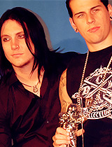 johnnyspurrplehair:  Happy fucking birthday faggot! ♥ best wishes from me and I