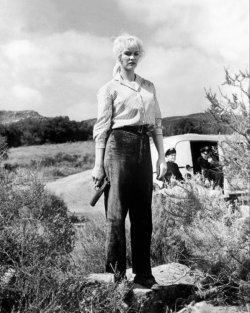 Dorothy Provine in The Bonnie Parker Story