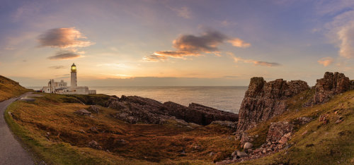 wonderfulbritain:Lighthouse by *Gutkin