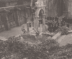 biggestharrypotterfanever:  ” Hogwarts will always be there to welcome you home