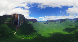 adrjs:  Angel Falls (Spanish: Salto Ángel; Pemon language: Kerepakupai Vená, meaning “waterfall of the deepest place”, or Parakupá Vená, meaning “the fall from the highest point”) is a waterfall in Venezuela. It is the world’s highest uninterrupted