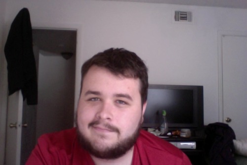 bearhuggr:  Those guys that just smirk and take your breath away. 