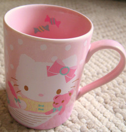 kawaiiful:  (via Hello Kitty Porcelain Cup