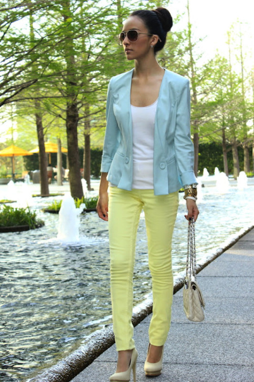 pretaportre: Fashion blogger Mayte Hauxwell from Maytedoll in “Pretty in Pastel” wearing a Forever 