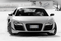 High Key Audi R8 (by Danydak Photo’s)