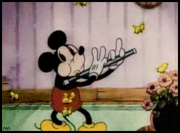  Mickey and Minnie Mouse in “The Wayward Canary” (1932) 