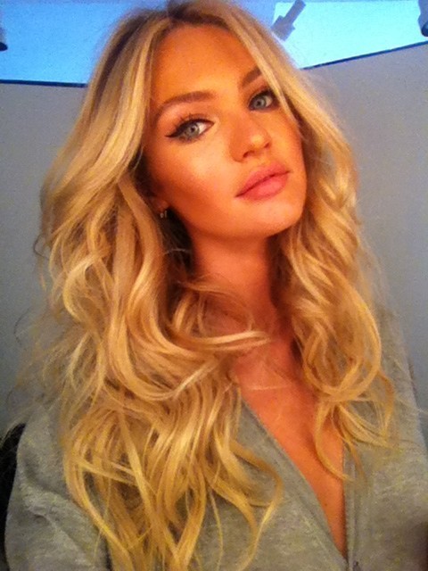 prettythingss:  Candice Swanepoel She is absolutely the most gorgeous model out there. wow!  How can