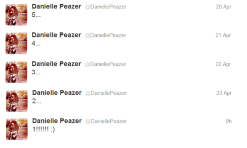 harry-styles-in-beanies:  Danielle’s countdown till she see’s Liam again.  