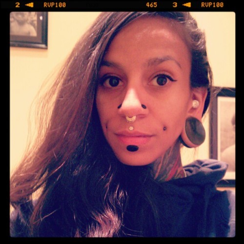 ruthdecay:  Back to black baby balls in my cheekers (Taken with Instagram at Native Rituals)