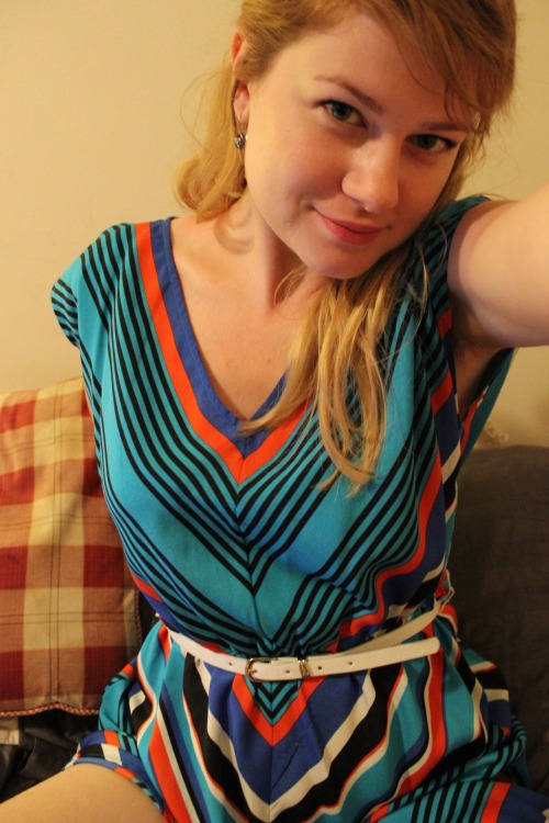 deanup:  geopoetry:  One of my Tumblr friends wanted to see my new dress. Here is not only my new dress, but my various attempts to photograph it, the messiness of West’s room, and a glimpse of my armpit hair. Enjoy.  beautiful   Natural beauty! Perfect