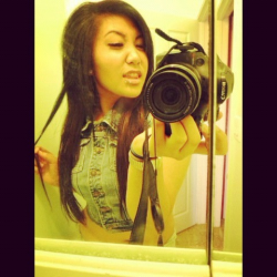 sheenarosea:  Denim vest:)