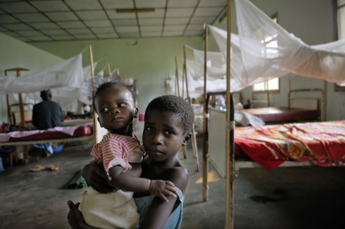 An 8-month-old boy, held by a relative, recovers from malaria in the pediatric ward of the MSF-run Niangara Hospital in Haut-Uele Province. MSF staff in DRC have seen a marked increase in malaria cases in six provinces over the last months.
Photo by...