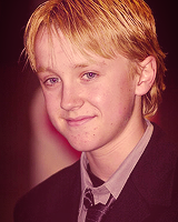 ohlumos:  9 photos of HP premieres: Philosopher’s Stone (London)  