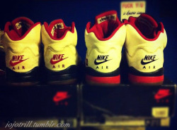 jojotrill:  Nike Air on Nike air? &lt;33 FOLLOW 