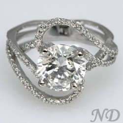 visforvanity23:  beautiful engagement ring