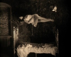 dormirever:  The Mirror by Tarkovsky 