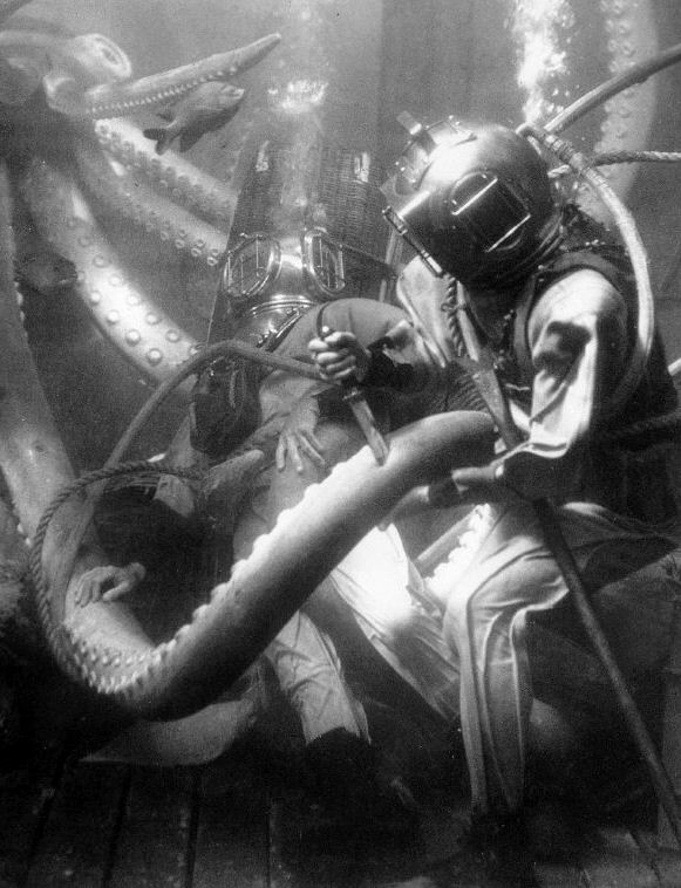 Giant killer squid vs. John Wayne and Ray Milland in Reap the Wild Wind (1942, dir.