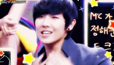 crazyfunnyhappy:  his aegyo is the best. <3 