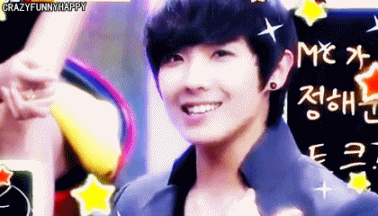 crazyfunnyhappy:  his aegyo is the best. <3 