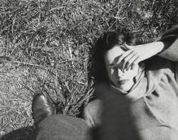  Saul Leiter, Sunday Morning, 1947 