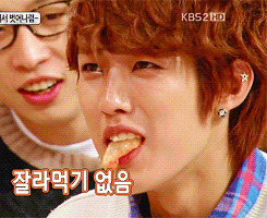 sokyul:  When Sungyeol tries Kimchi Toast for the first time… “… Oh, it’s not that bad!”  