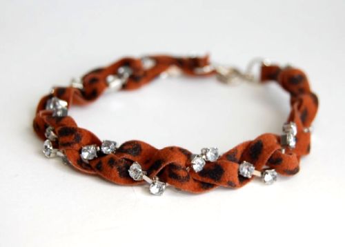 DIY Leopard Print Rhinestone Bracelet. Really easy tutorial from Studs and Pearls here.