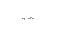 dontbelievehersmile:  black and white blog :)