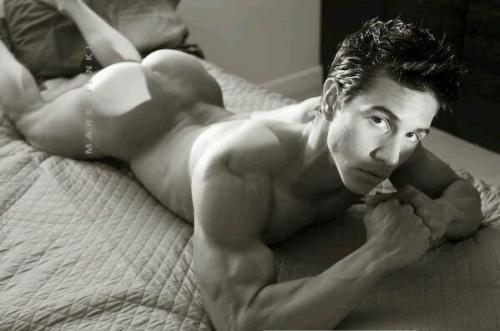 thebooker1984:  Black and White: Alan Valdez  Ph. Mark Jenkins
