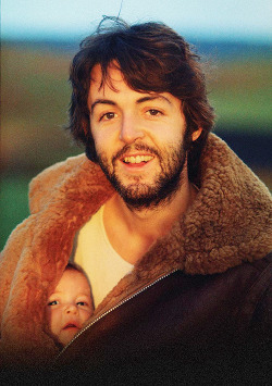 jacknicholson:  Paul McCartney and his daughter
