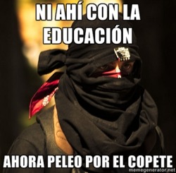 laweabasura:  sobacodewookie:  caminosola:  XDDDDDDDDDDDDDDDDD  jakajkaj si conchetumare!!  cssm wn … esta wea se puso personal !! 