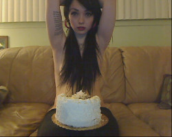 nanosaurus:  soyacide:  bewb prude/cake hog  I want the cake and your boobs.Not particularly in that order.  