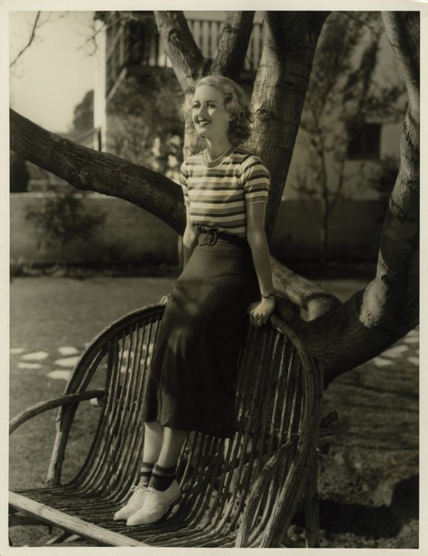 maudelynn:  Bette Davis by Irving Lippman 