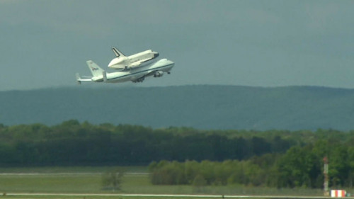 Who knew space shuttles could piggy back airplanes? [Space shuttle Enterprise flies to NY on 747]&nb