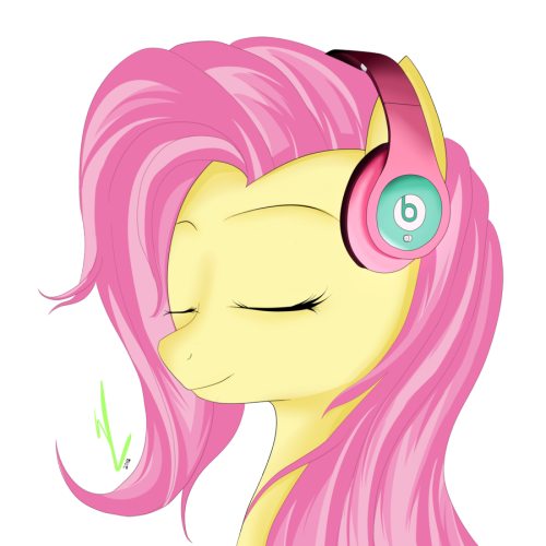 jeweldryn213:  Fluttershy’s Headphones by ~DrawAlanDraw 
