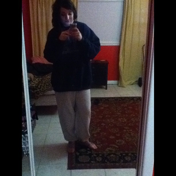 Girls stop fronting that you wear spandex booty shorts with a camel toe to bed, this