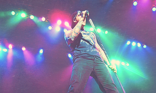 bitcheslovesyn:   Tokyo, Japan 2012 (x)  Unf bby 
